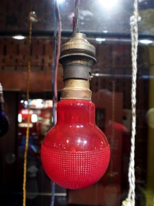 Lampe, Musée EDF Electropolis photo 1