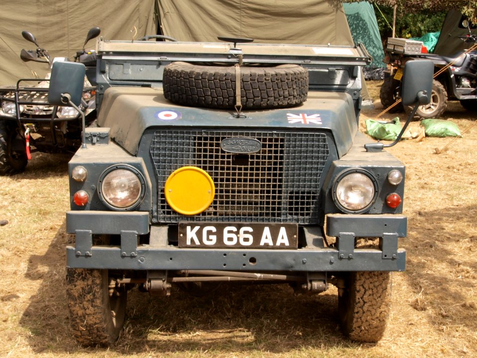 Land Rover RAF, licence registration 'KG 66 AA' pic1