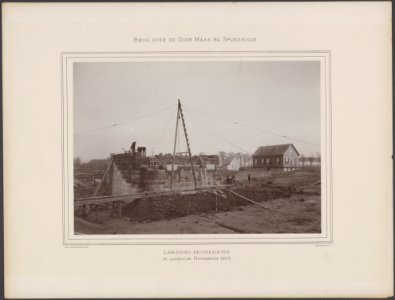Landhoofd-rechteroever in aanbouw, Bestanddeelnr 234