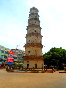 Landmark traffic circle at Xuwen town - 01