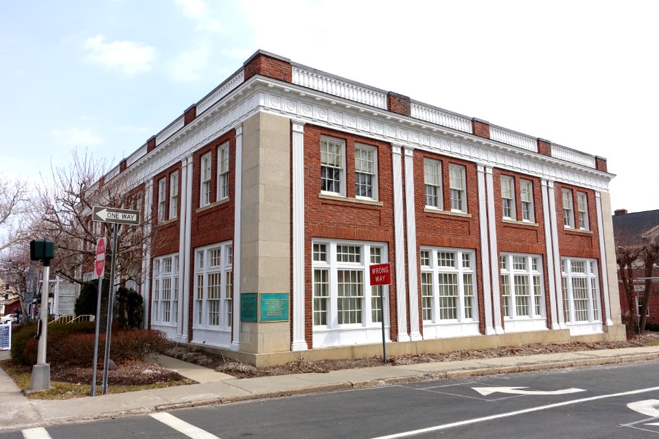 Landmark Building - Simsbury, CT - DSC00574