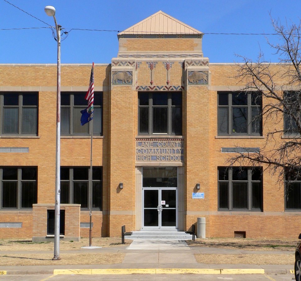 Lane County HS main entrance from W 1