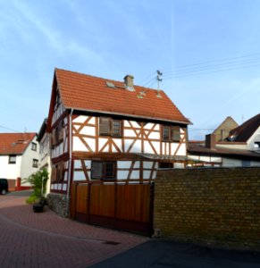 Langenhain, Alt Langenhain 20 (1)