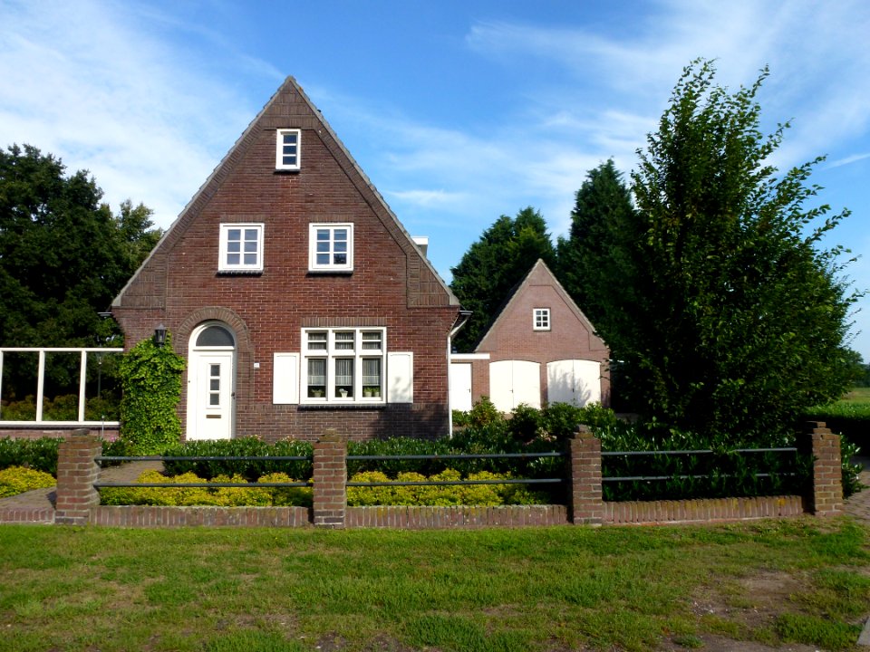 Landerd, Reek woonhuis Rijksweg 49 (01)