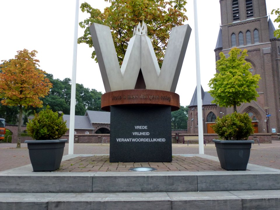 Landerd, Schaijk, Monument voor Vrede, Vrijheid en Verantwoordelijkheid