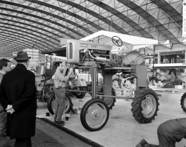 Landbouwtentoonstelling in de RAI aanstaande maandag open de nieuwste tractoren, Bestanddeelnr 915-9576