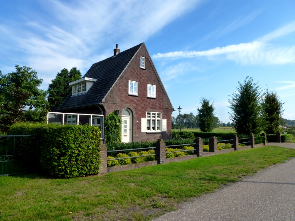 Landerd, Reek woonhuis Rijksweg 49 (02)