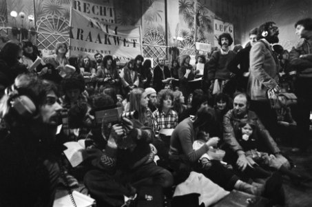 Landelijke manifestatie Anti Kraakwet in Brakkegrond Amsterdam overzicht tijd, Bestanddeelnr 929-5236