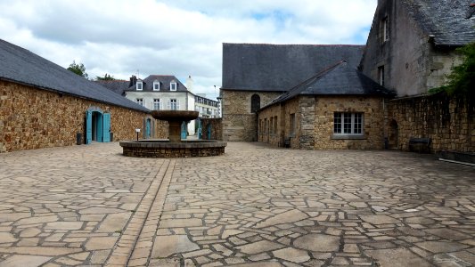 Landerneau - Rue des Capucins - Couvent des Capucins - Cour