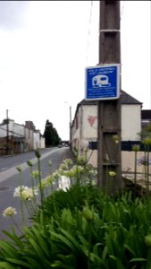 Landerneau - Rue de la Tour d'Auvergne - Panneau de stationnement réglementé