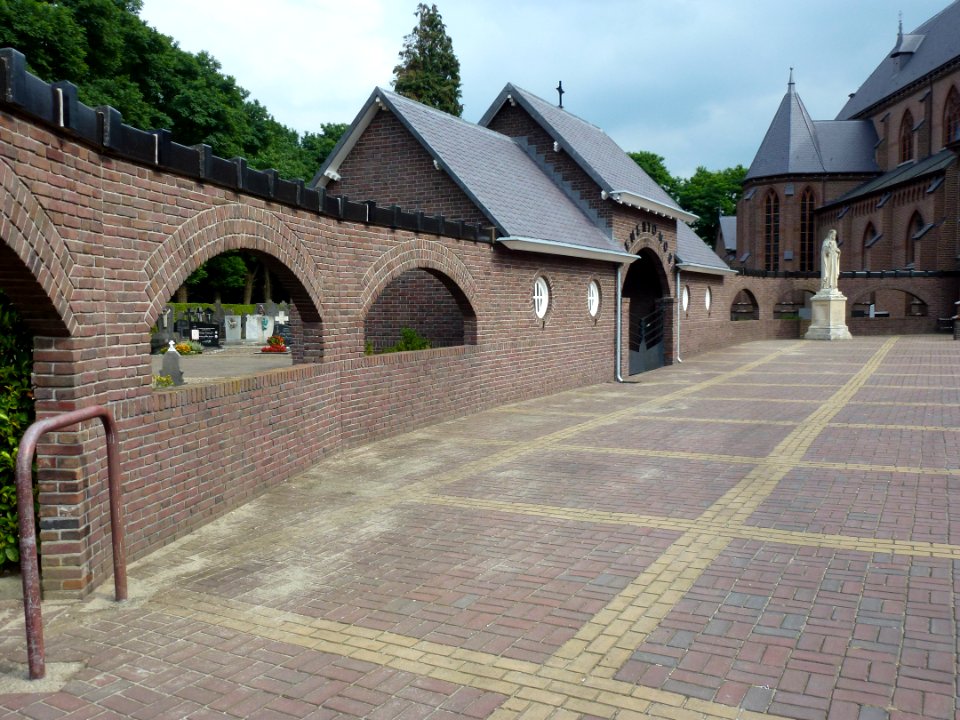 Landerd, Schaijk kerkhofmuur en toegangspoort 03