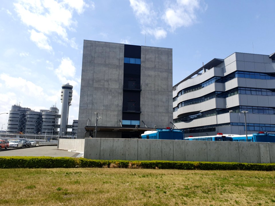 Landscapes of Haneda, shot from the free shuttle bus 5