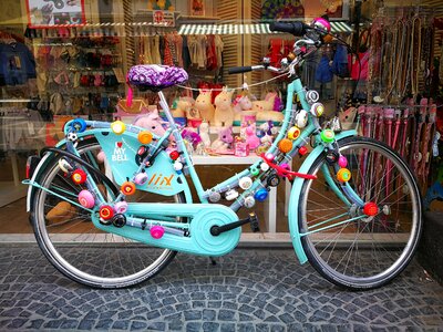 Cycling locomotion bicycles
