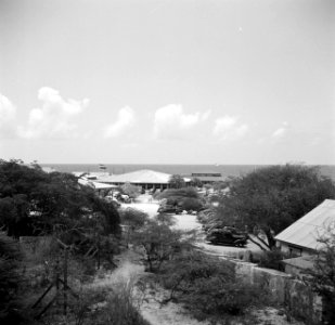 Landschap bij de Piscaderabaai op Curaçao, Bestanddeelnr 252-7335