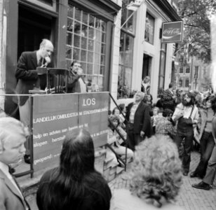 Landelijk Ombudsteam Stadsvernieuwing geopend door Staatssecretaris Schaefer, in, Bestanddeelnr 926-6883