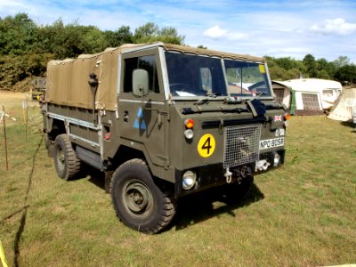 Landrover 101 pic2