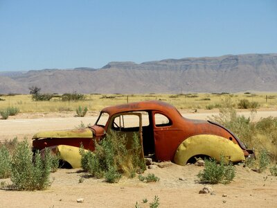 Rusted vehicle desert
