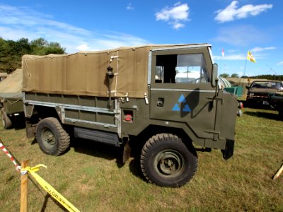 Landrover 101 pic1