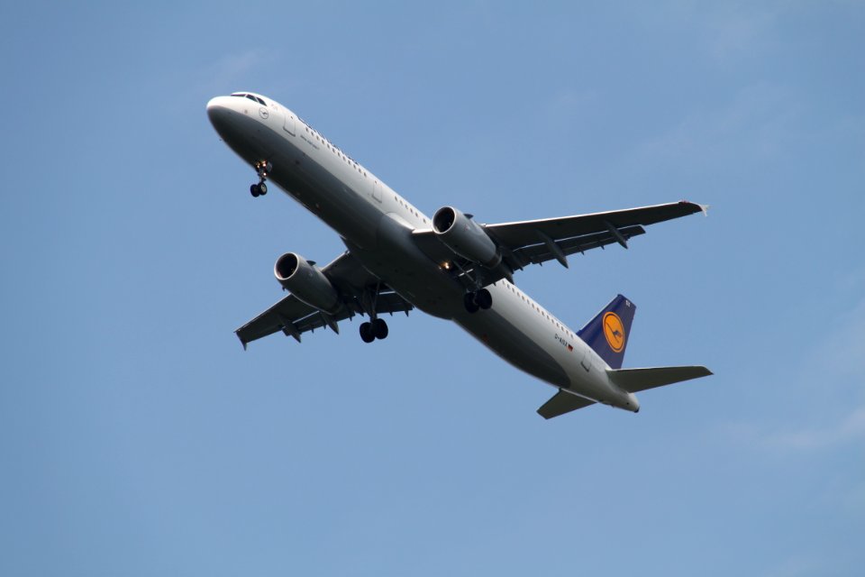 Landeanflug Frankfurt am Main 2010-05-29-3106