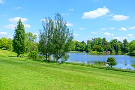 Lake and Doric Temple - Bowood - Wiltshire, England - DSC00626
