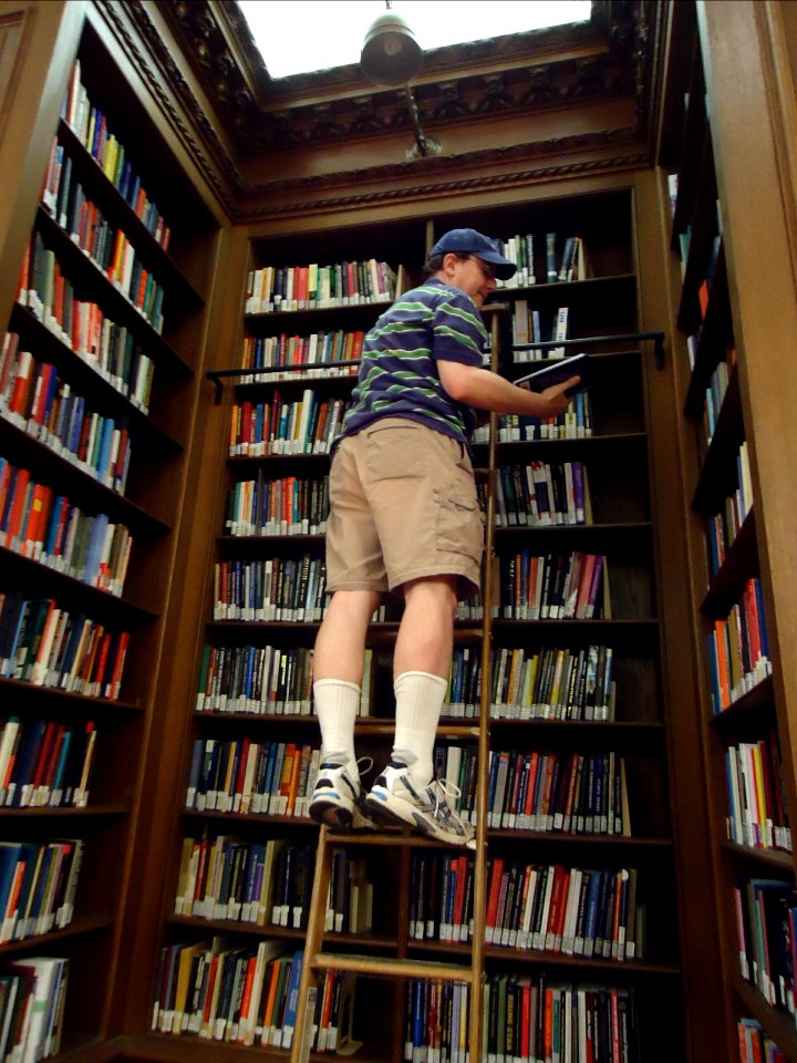 Lafayette College Easton PA 28 reading book up high