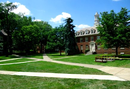 Lafayette College Easton PA 52 quadrangle pathways