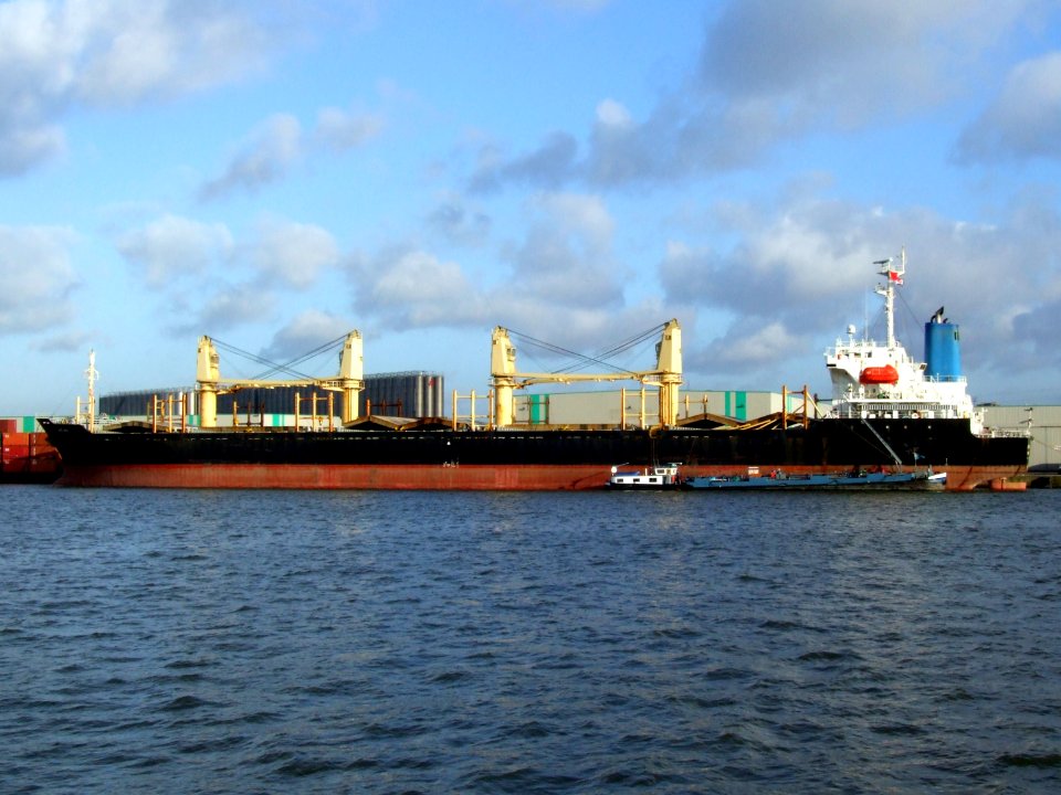 Lake Aru IMO 9074705, Port of Antwerp 19Dec2008