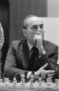 Lajos Portisch, Bestanddeelnr 934-3988