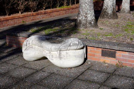 Lady McKenzie Garden for the Blind - Artwork - The Stone Leaf - 02
