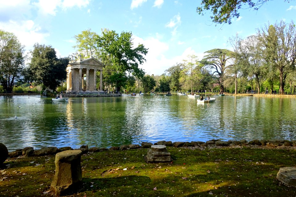 Laghetto - Villa Borghese - Rome, Italy - DSC05632