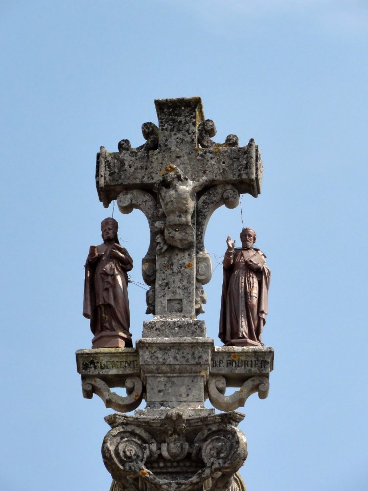Lagney (Meurthe-et-M.) croix sculpté, recto