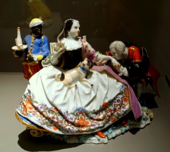 Lady with servant and cavalier, Johann Joachim Kaendler, Meissen Porcelain Factory, c. 1737, hard-paste porcelain - Wadsworth Atheneum - Hartford, CT - DSC05217