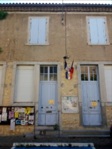 Lagorce - Mairie - Détail de la façade