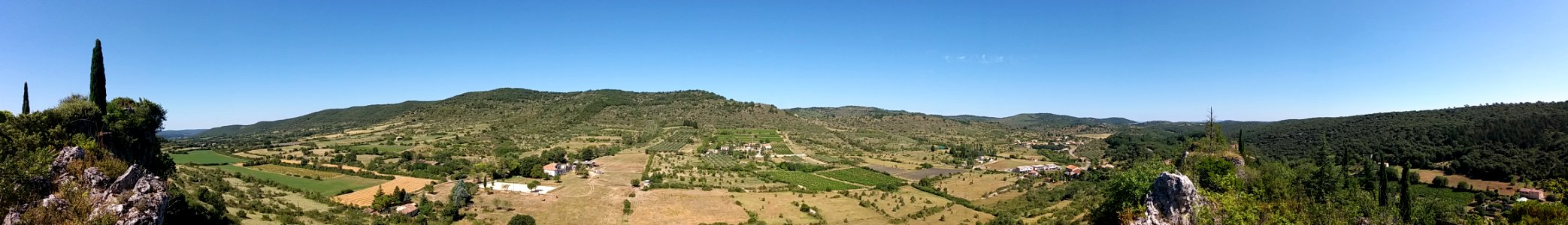 Lagorce - Panorama côté ouest à nord depuis le haut du village