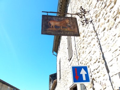 Lagorce - Ancienne pancarte d'Auberge