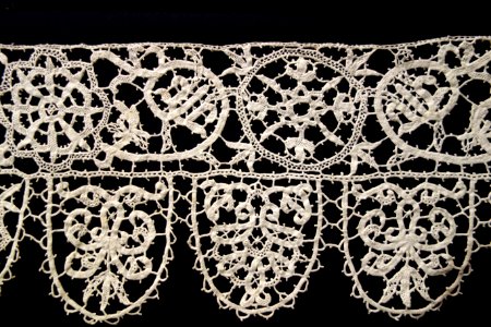 Lace specimen - Lacis Museum of Lace and Textiles - Berkeley, CA - DSC04594