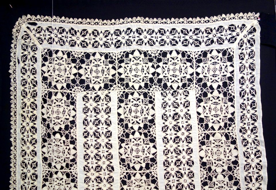 Lace specimen - Lacis Museum of Lace and Textiles - Berkeley, CA - DSC04591