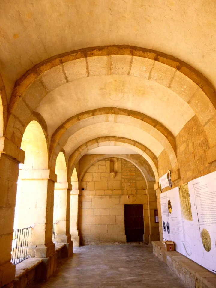 Labraza - Iglesia de San Miguel 08