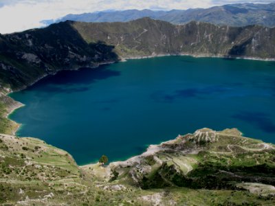 Laguna Quilotoa photo