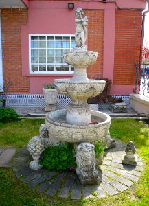 Laguna de Duero - Fuente en vivienda