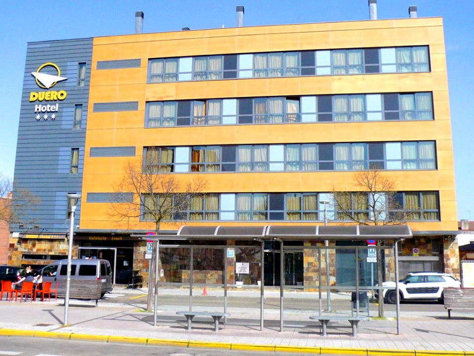 Laguna de Duero - Hotel Duero 1