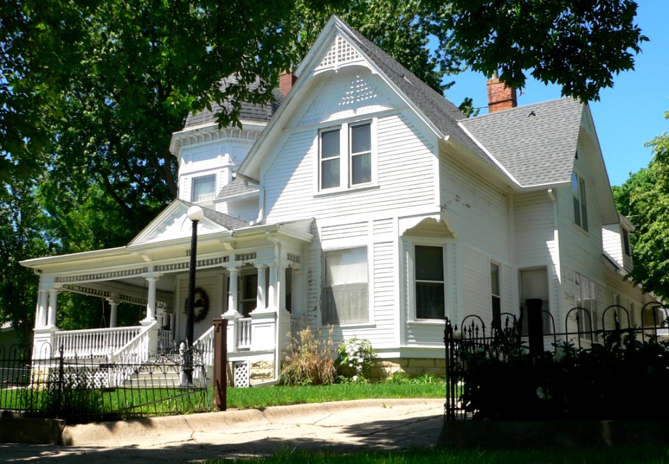 Lake Bridenthal house from NE 1