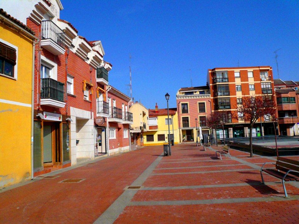 Laguna de Duero - Plaza Mayor 02