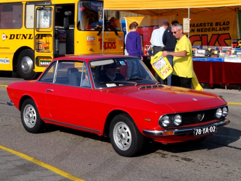 Lancia Fulvia Sport 1.3S 2nd Series dutch licence registration 78-YA-02 pic2