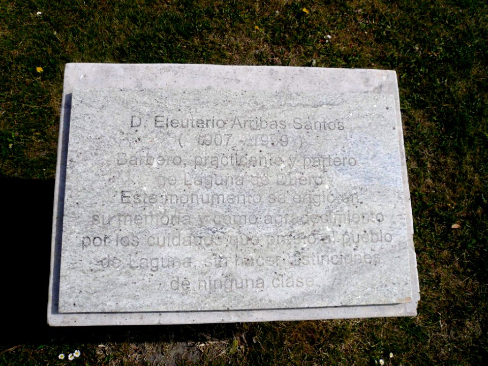 Laguna de Duero - Monumento a Eleuterio Arribas Santos 4