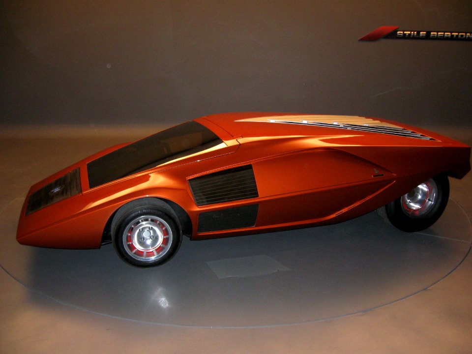 Lancia Stratos Zero (Bertone)