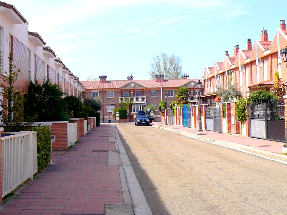 Laguna de Duero - Avenida del Moral 2