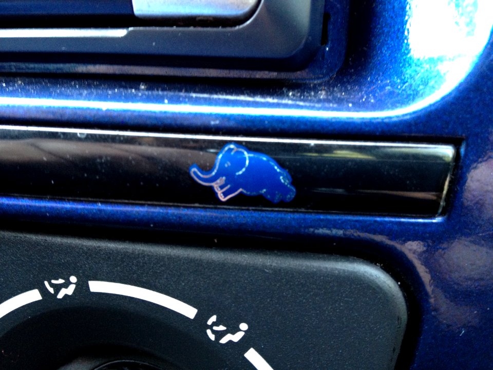 Lancia Y 840 Elefantino logo