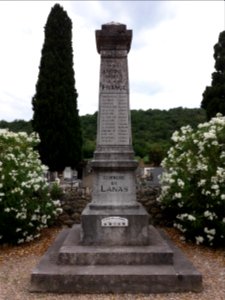 Lanas - Monument aux morts