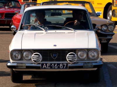 Lancia Coupe 2000 dutch licence registration AE-16-87 pic3